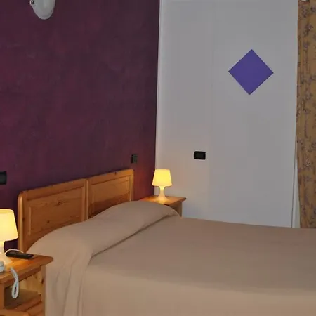 Hotel Quattro Pini 3*