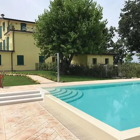 Quattro Pini Hotel 3*