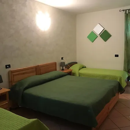 Quattro Pini Hotel 3*